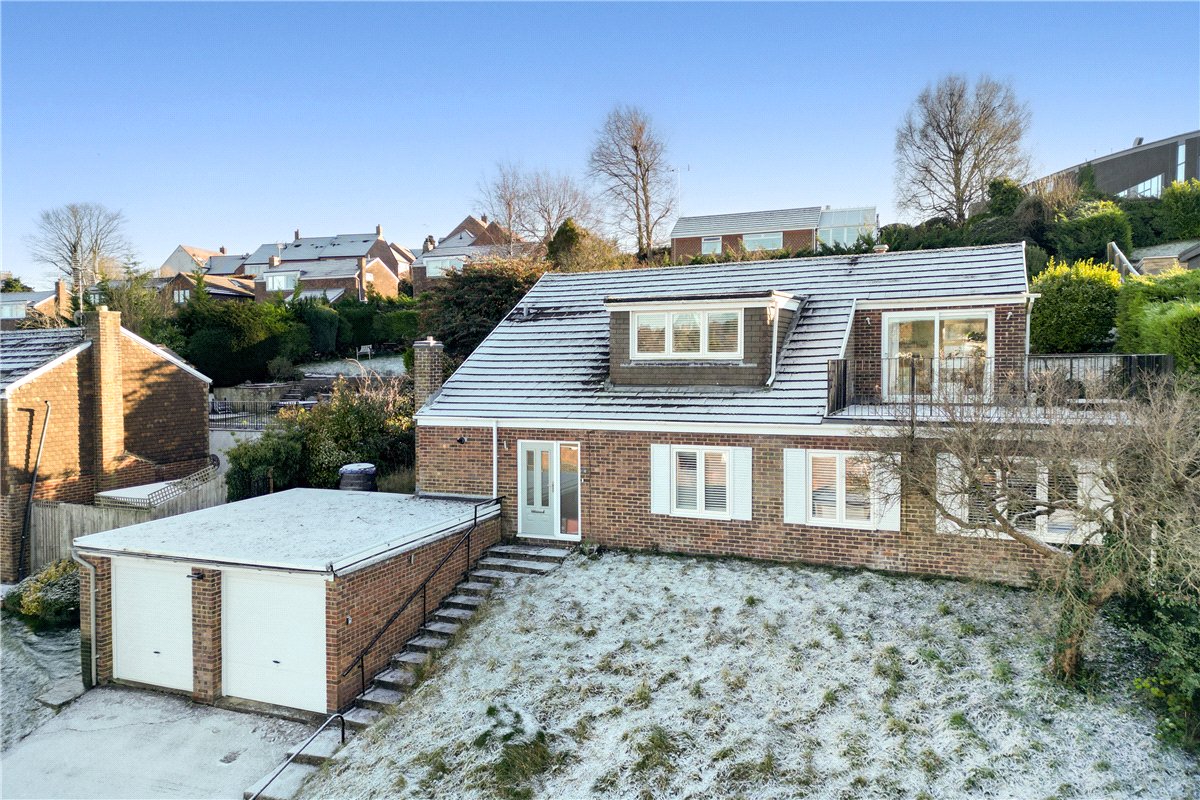 4 bedroom House, Ducks Meadow, Marlborough, SN8 - Available