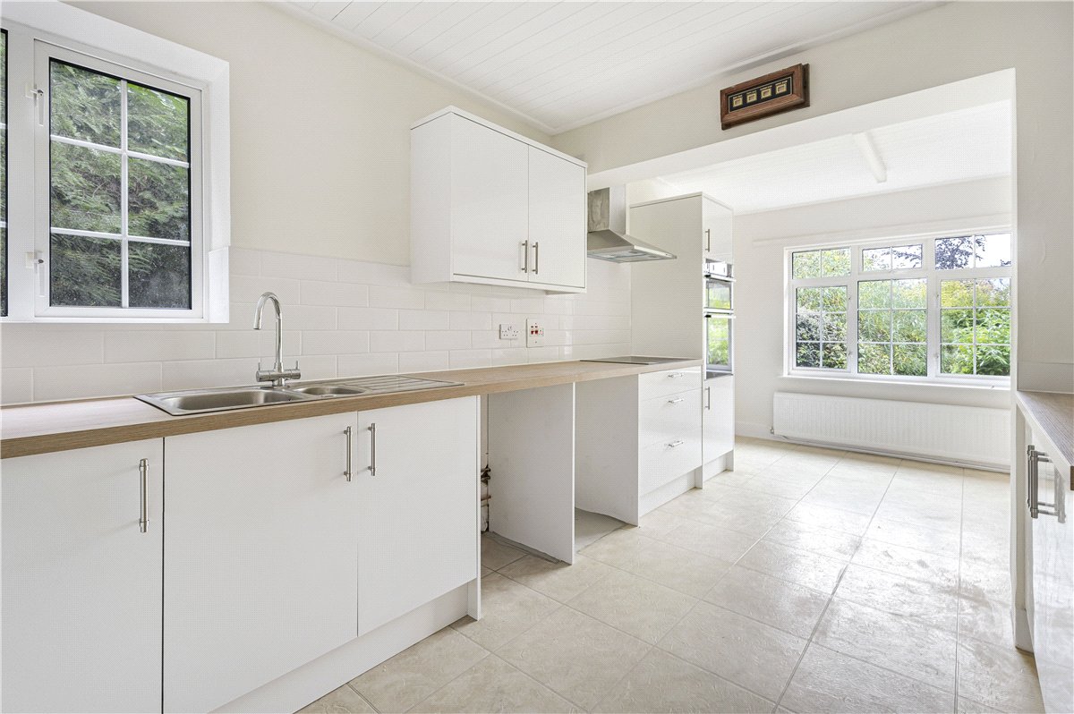 4 bedroom House, Bacombe Lane, Wendover, HP22 - Let Agreed, Image 18