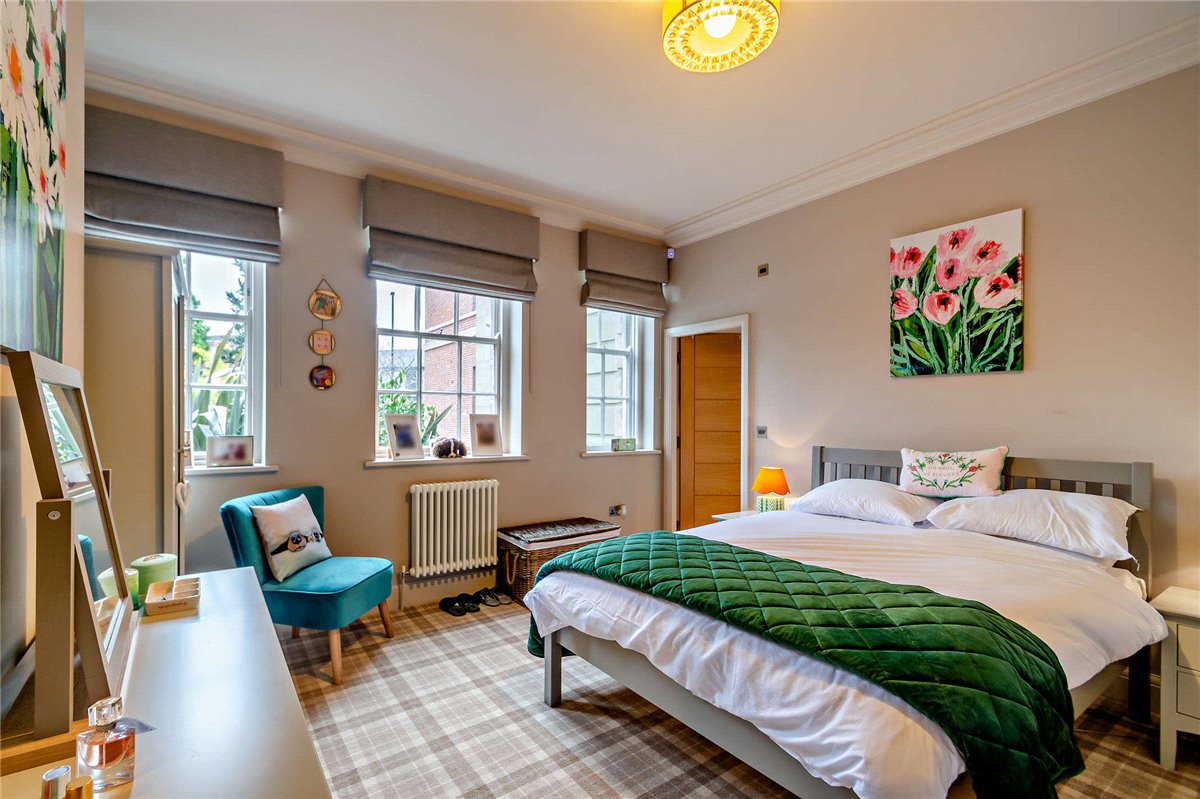 2 bedroom Flat, North Park Road, Harrogate, HG1 - Sold, Image 7