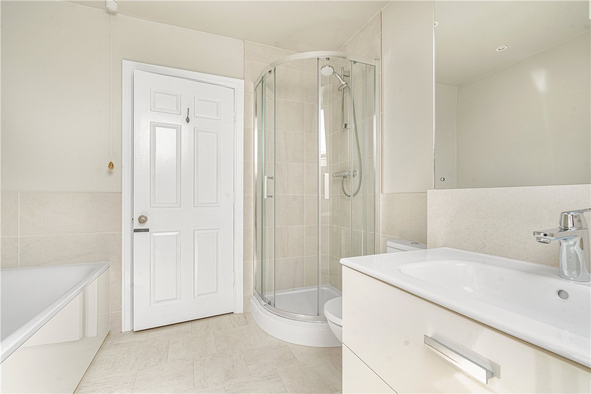4 bedroom House, High Street, Islip, OX5 - Available, Image 15