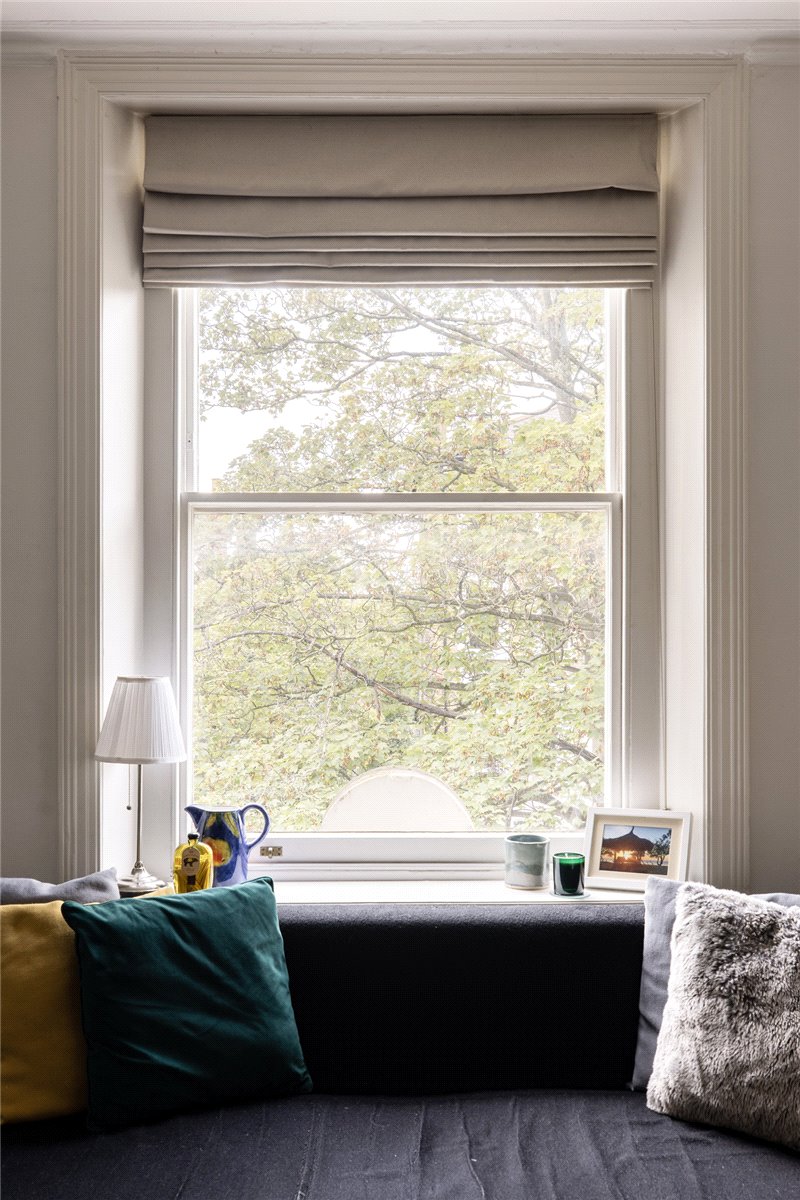 2 bedroom Flat, Trinity Crescent, Tooting Bec, SW17 - Sold, Image 11