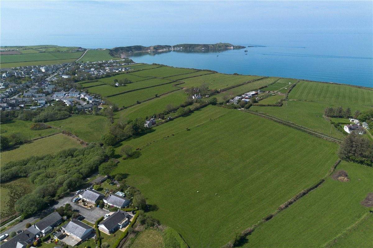 10.02  Farm, Lon Tan Y Bryn, Morfa Nefyn, LL53 - Available, Image 14