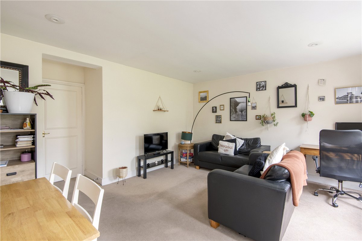 2 bedroom Flat, Trinity Road, London, SW17 - Sold, Image 9