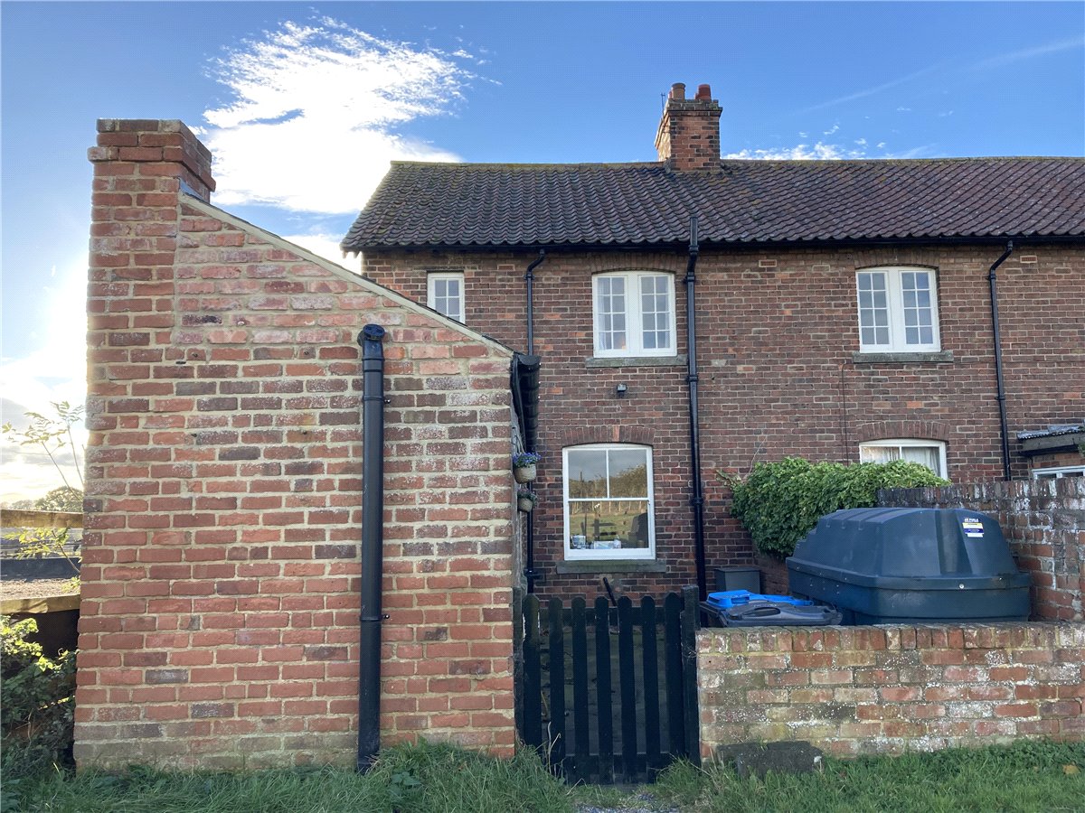 3 bedroom Cottage, The Cottage, Hollins Stable, DL6 - , Image 10