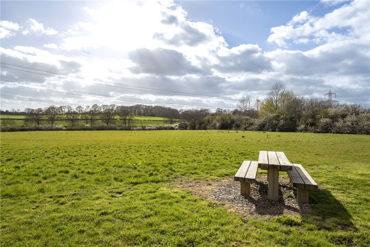 3 bedroom House, Field Close, Bishops Waltham, SO32 - Available, Image 10