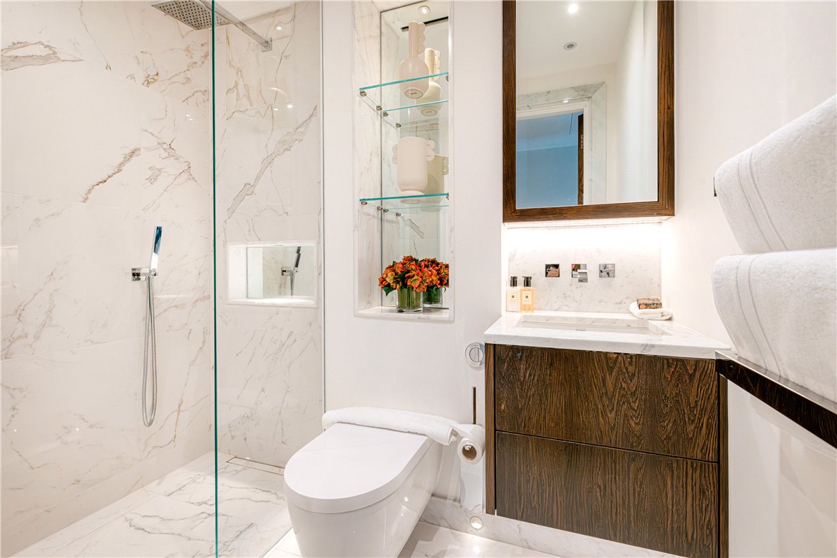 3 bedroom Flat, Prince of Wales Terrace, London, W8 - Available, Image 19
