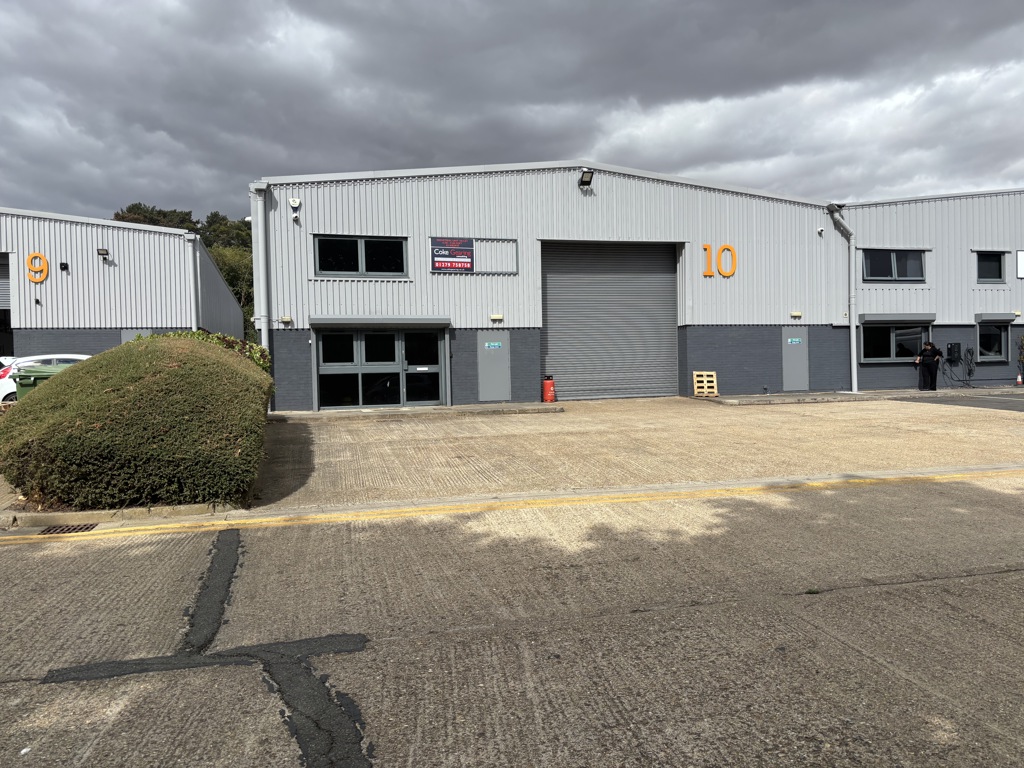 9605 Sq Ft, Pig Lane, Bishop Stortford, CM23 - Available