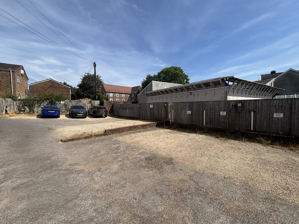 0 , 59 Fore Street, Chard, TA20 - Available, Image 3