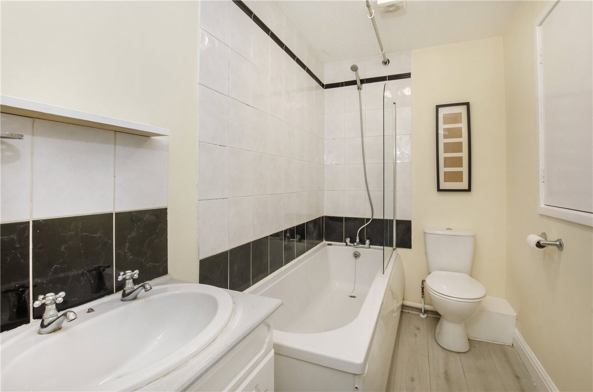 2 bedroom House, Sycamore Close, Skelton, YO30 - Available, Image 5
