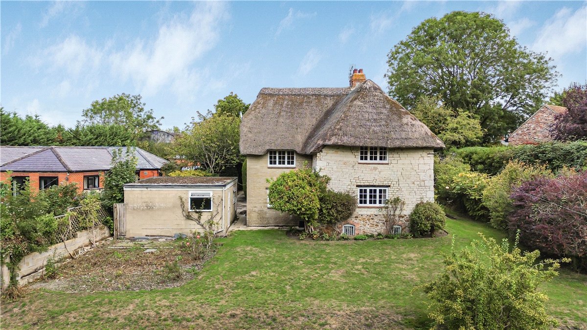 6 bedroom House, Cues Lane, Bishopstone, SN6 - Available, Image 16