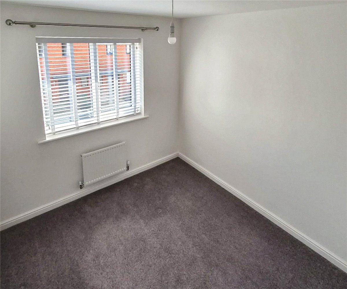 3 bedroom House, Stonyfield Road, Whiteley, PO15 - Let Agreed, Image 7