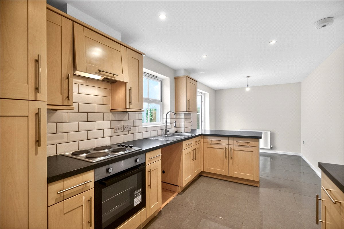 4 bedroom House, Sandwath Drive, Church Fenton, LS24 - Available, Image 2