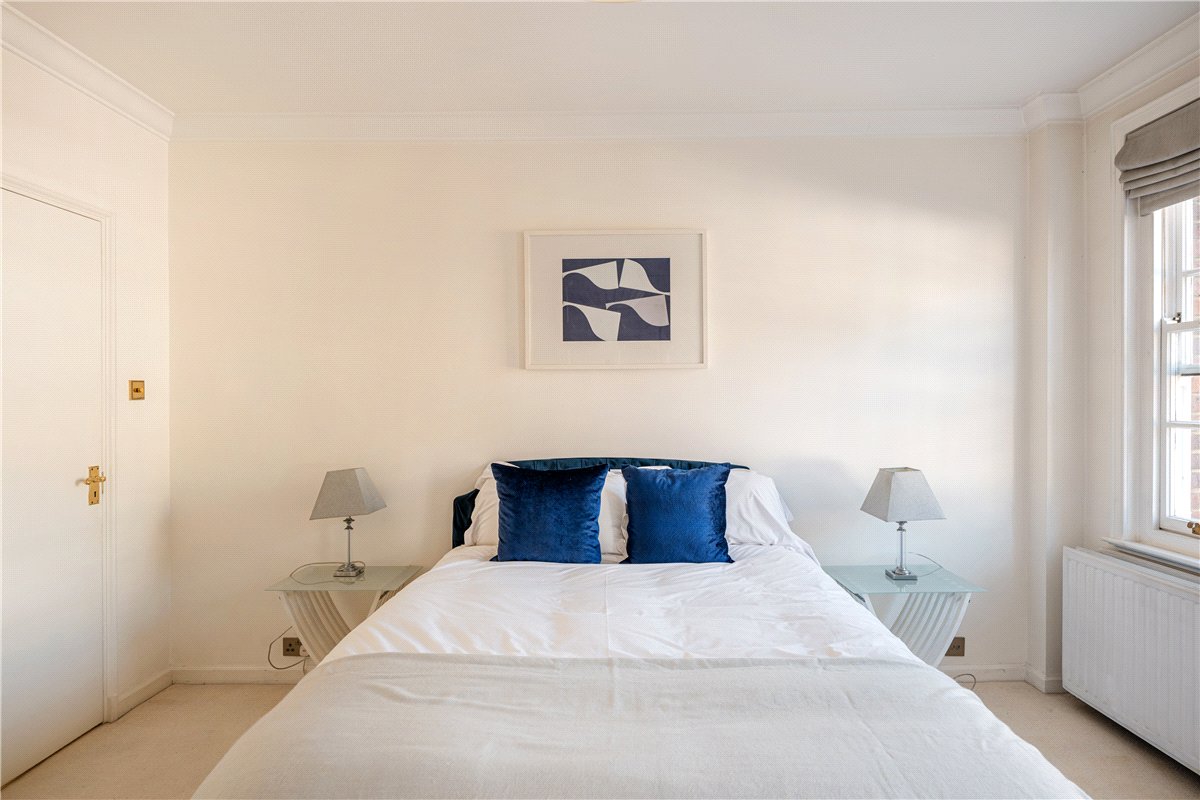 2 bedroom Flat, Reeves Mews, Mayfair, W1K - Available, Image 14