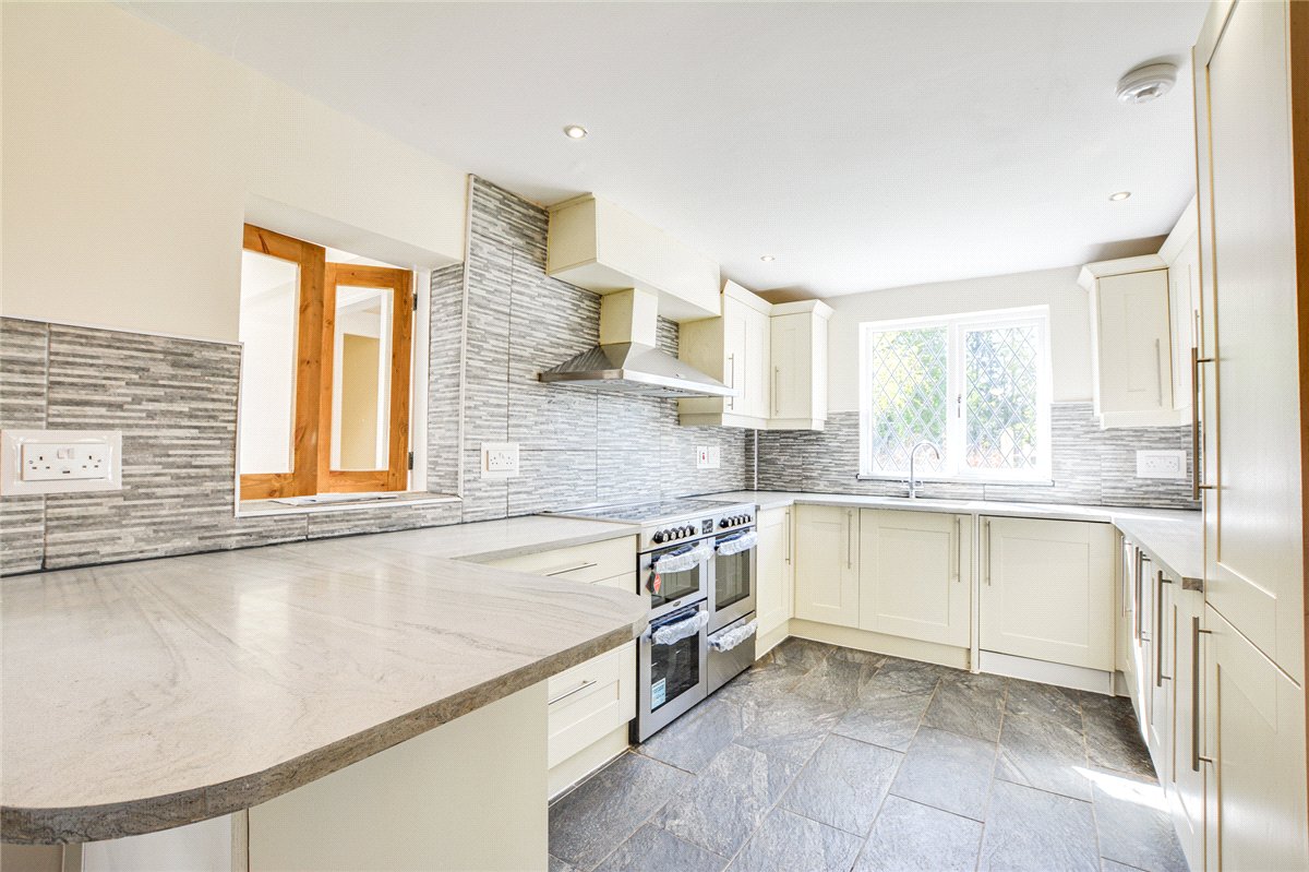 3 bedroom House, Nantwich Road, Minshull Vernon, CW10 - Let Agreed, Image 12