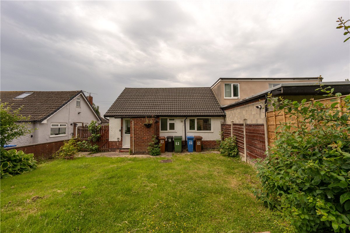 2 bedroom Bungalow, Redhill Drive, Bredbury, SK6 - Available, Image 7