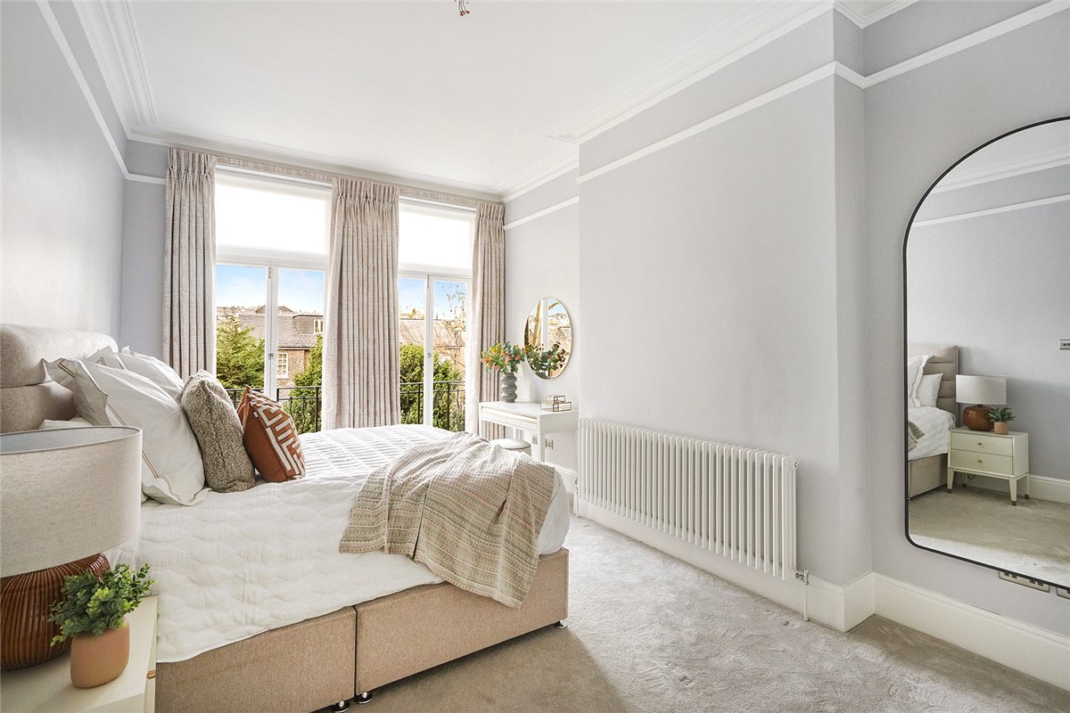 4 bedroom Flat, Gloucester Road, South Kensington, SW7 - Available, Image 8