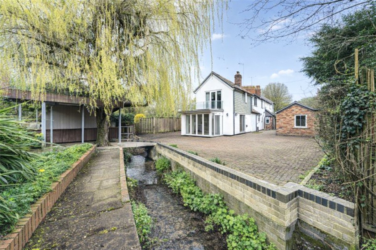 3 bedroom Cottage, Wilton, Marlborough, SN8 - Available