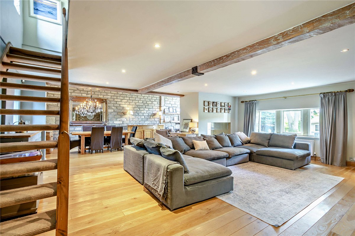 6 bedroom House, Micklethwaite Lane, Bingley, BD16 - Available, Image 1