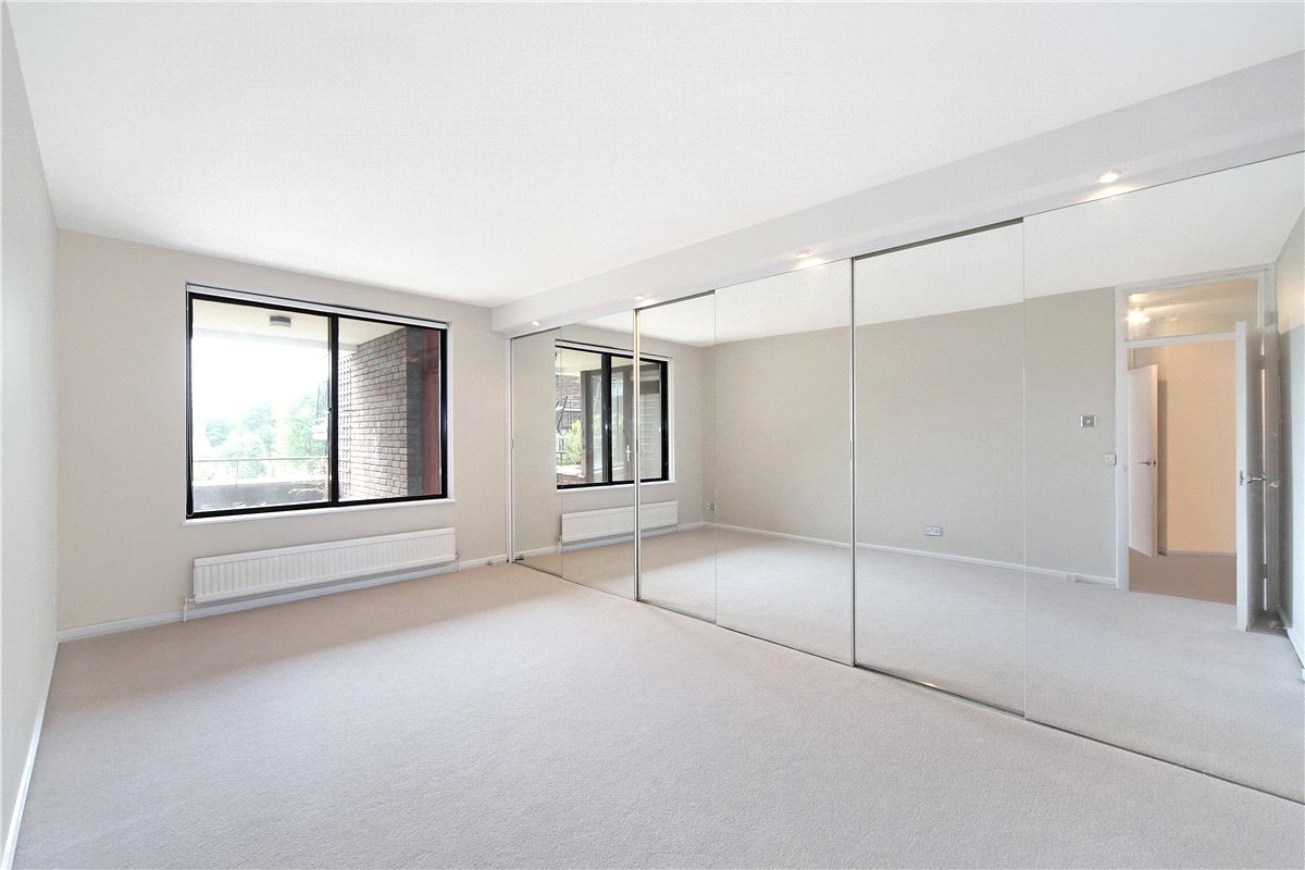 2 bedroom Flat, Alder Lodge, 73 Stevenage Road, SW6 - Sold, Image 4