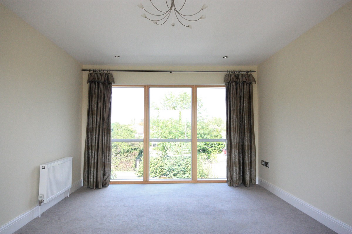 3 bedroom Flat, Queen Ediths Way, Cambridge, CB1 - , Image 2