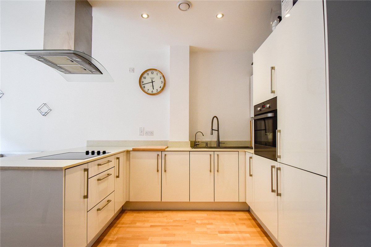 1 bedroom Flat, Flamsteed Close, Cambridge, CB1 - Available