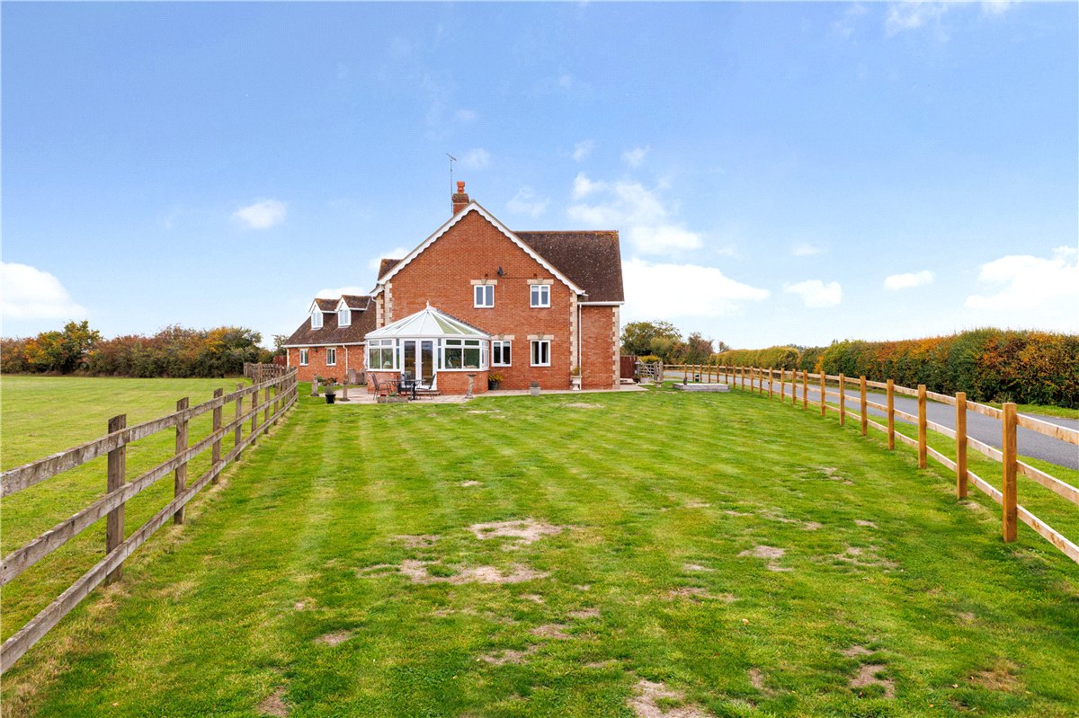 6 bedroom House, The Barton, Clyffe Pypard, SN4 - Available, Image 25