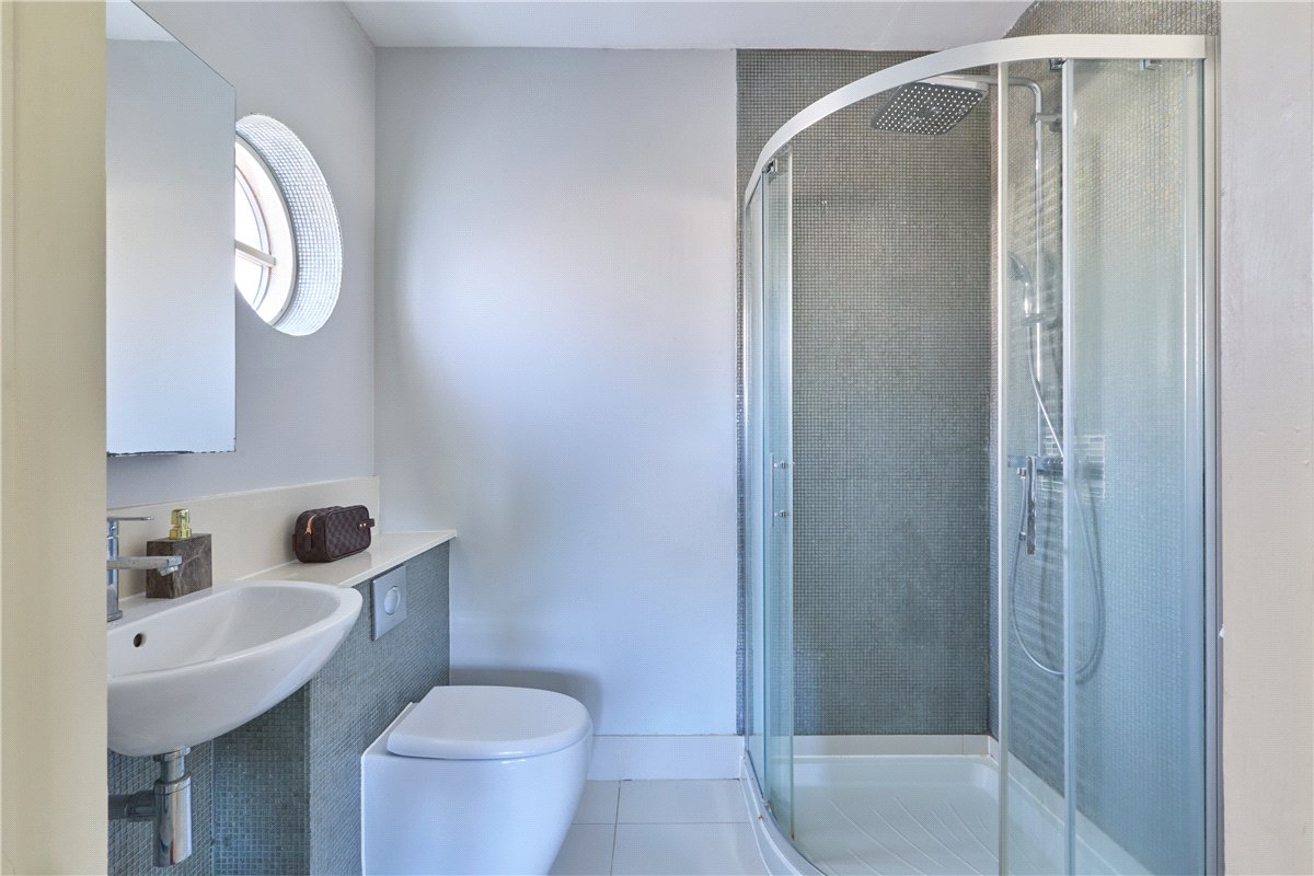 4 bedroom House, Mill Reef, Newmarket, CB8 - Available, Image 4