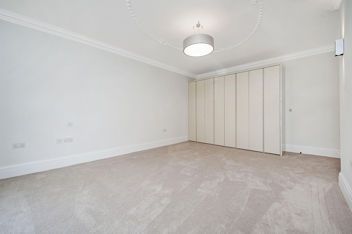 3 bedroom Flat, Weymouth Street, Marylebone, W1G - Available, Image 3