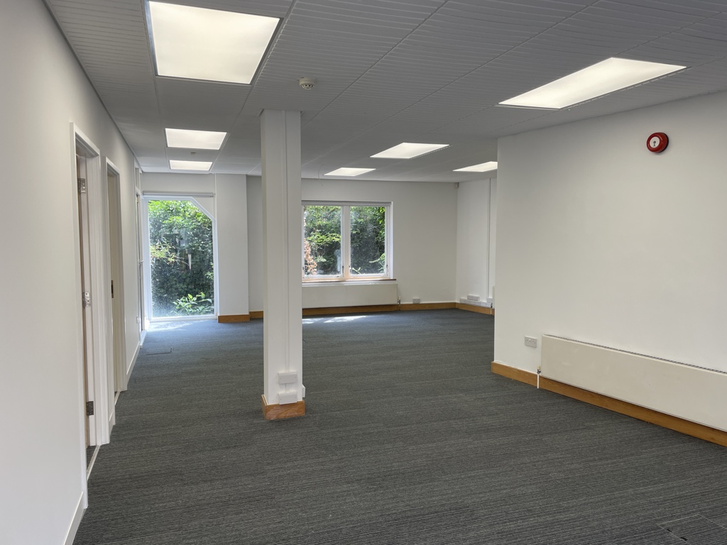 803 to 2816 Sq Ft, St. Aldates Courtyard, Oxford, OX1 - Available, Image 1