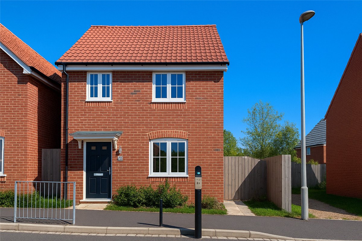 3 bedroom House, Birch Close, Didcot, OX11 - Let Agreed