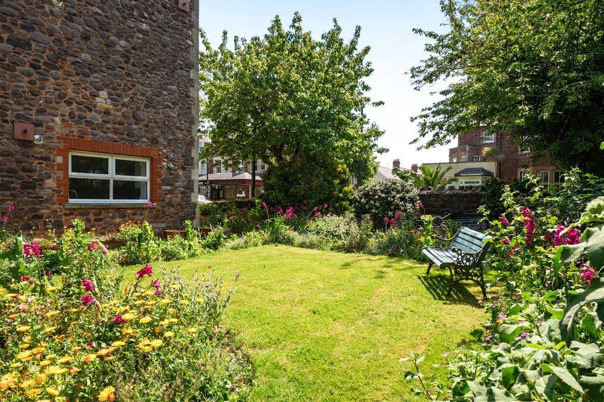 14 bedroom Flat, 1 The Esplanade, Minehead, TA24 - Sold STC, Image 10