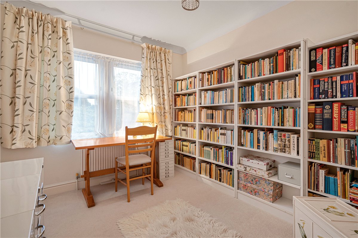 2 bedroom Flat, Hernes Road, Oxford, OX2 - Available, Image 11