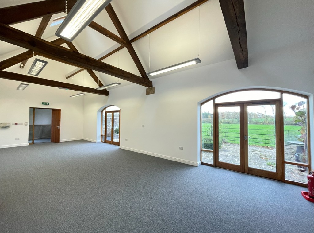 632 Sq Ft, The Barn Kirtlington Business Centre, Kidlington, OX5 - Under Offer, Image 3