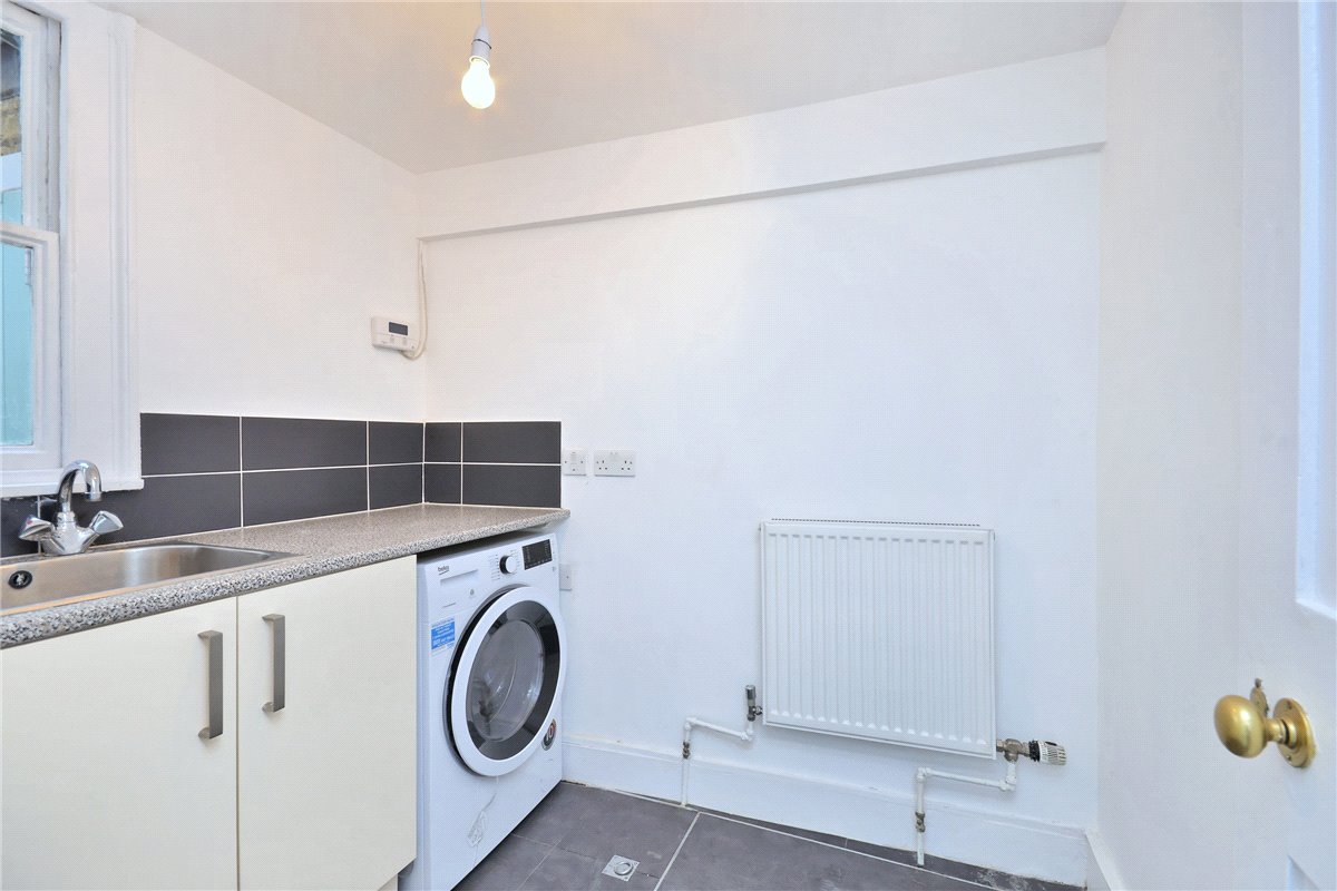 2 bedroom Flat, Kew Green, Richmond, TW9 - Let Agreed, Image 5