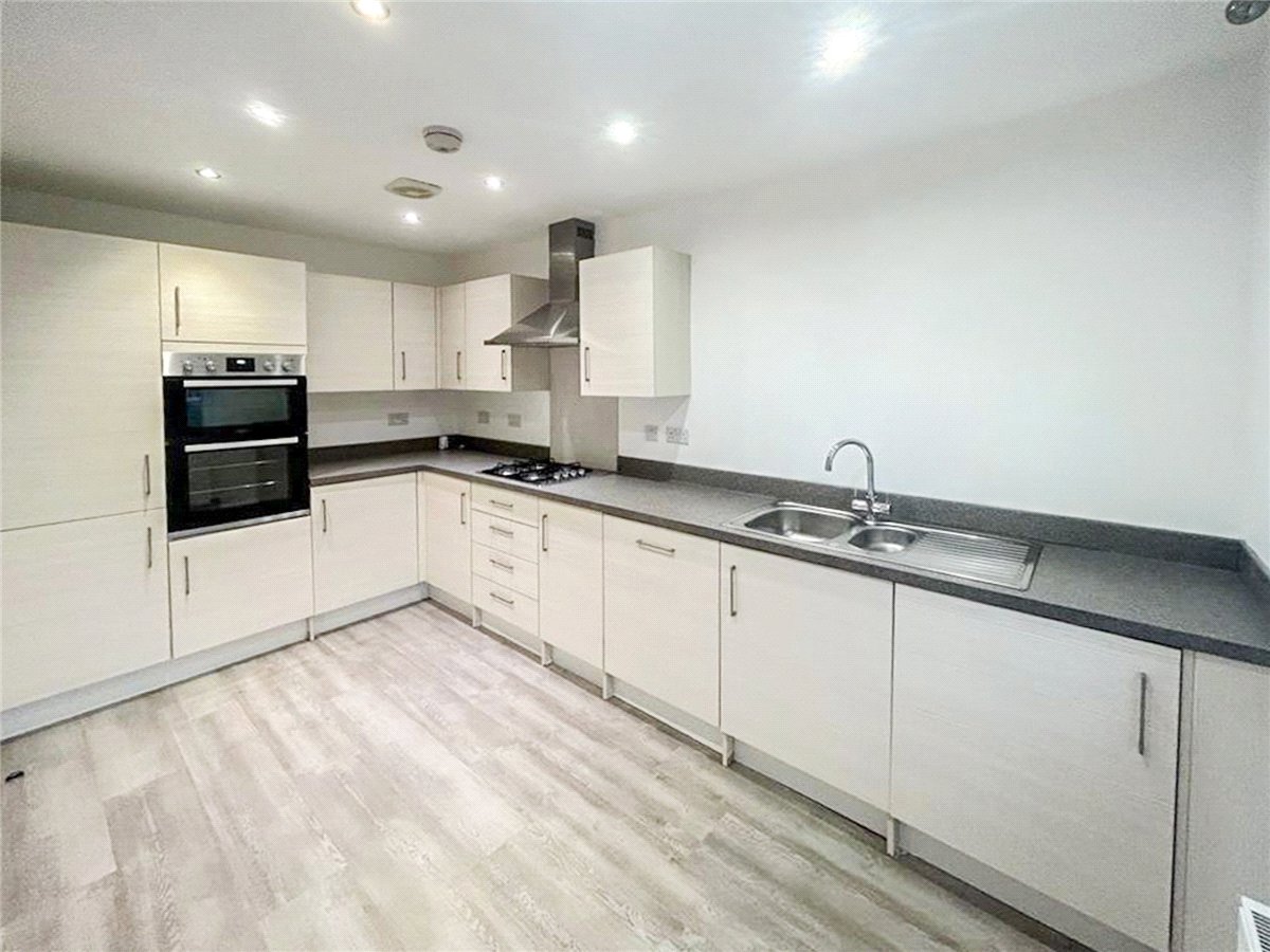 3 bedroom House, Harper Hill Gardens, Bircotes, DN11 - Let Agreed