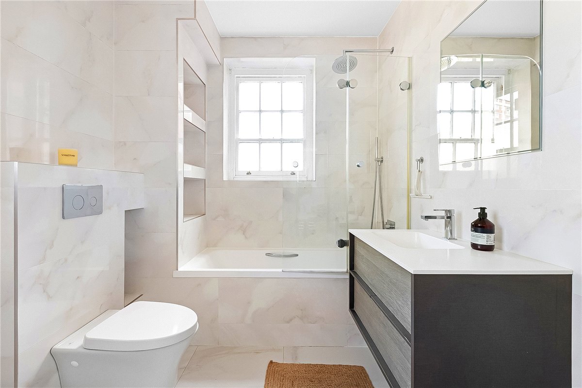1 bedroom Flat, Vicarage Crescent, London, SW11 - Sold STC, Image 7