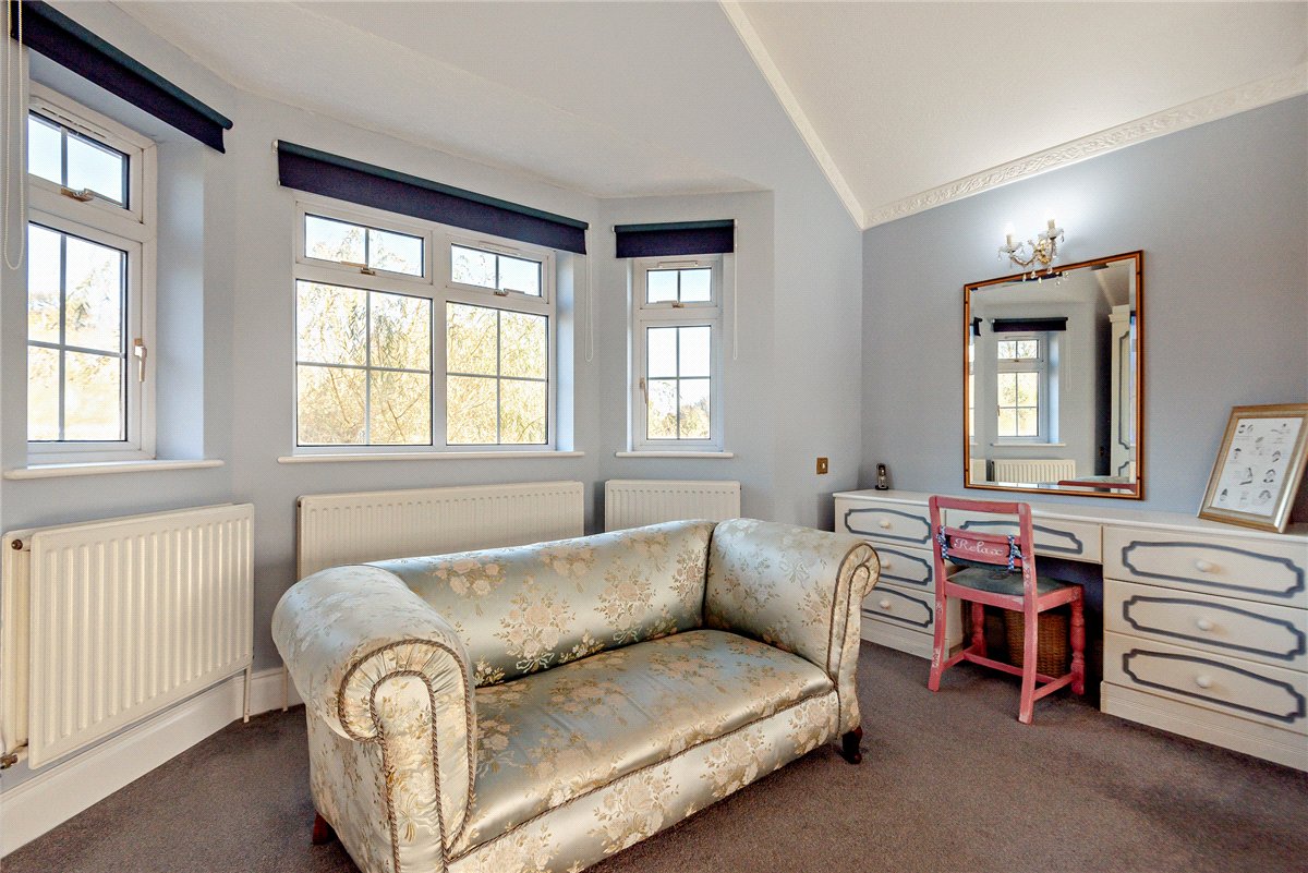 5 bedroom House, Fox's Lane, Kingsclere, RG20 - Available, Image 14