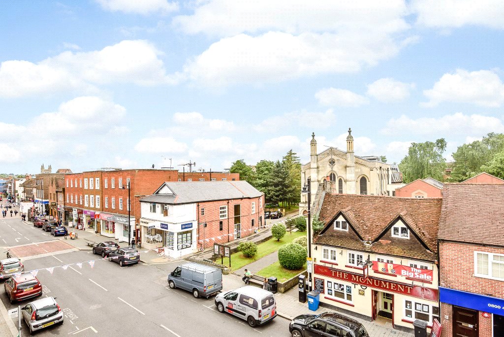 2 bedroom Flat, Northbrook Street, Newbury, RG14 - Sold, Image 5