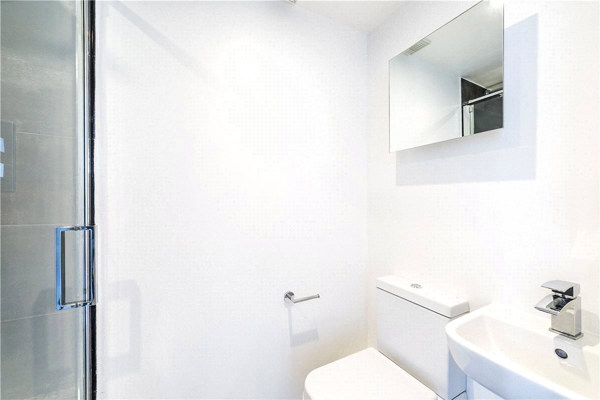 2 bedroom Flat, Holland Road, Holland Park, W14 - Available, Image 2