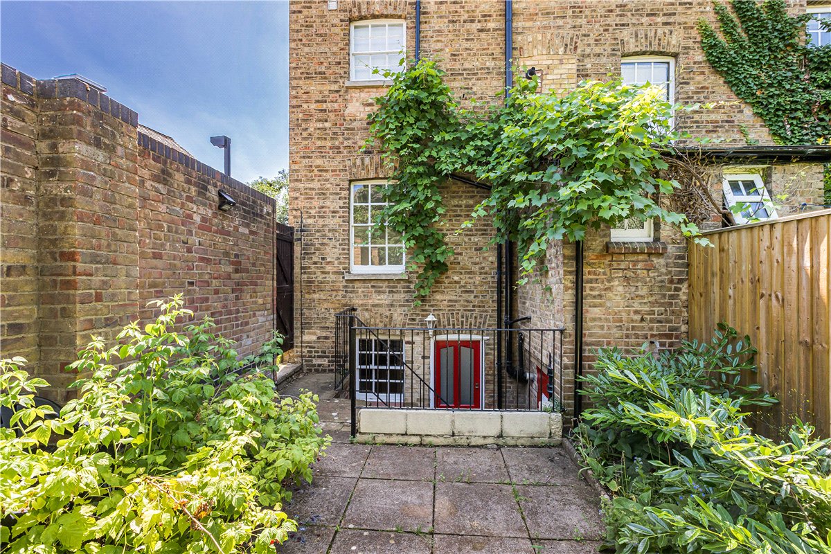 2 bedroom Maisonette, Walton Crescent, Oxford, OX1 - Available, Image 17