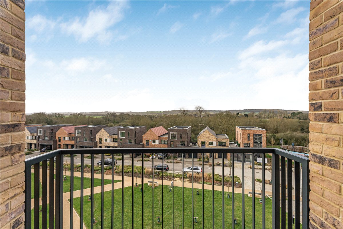 3 bedroom Flat, Munda Way, Oxford, OX2 - Let Agreed, Image 16