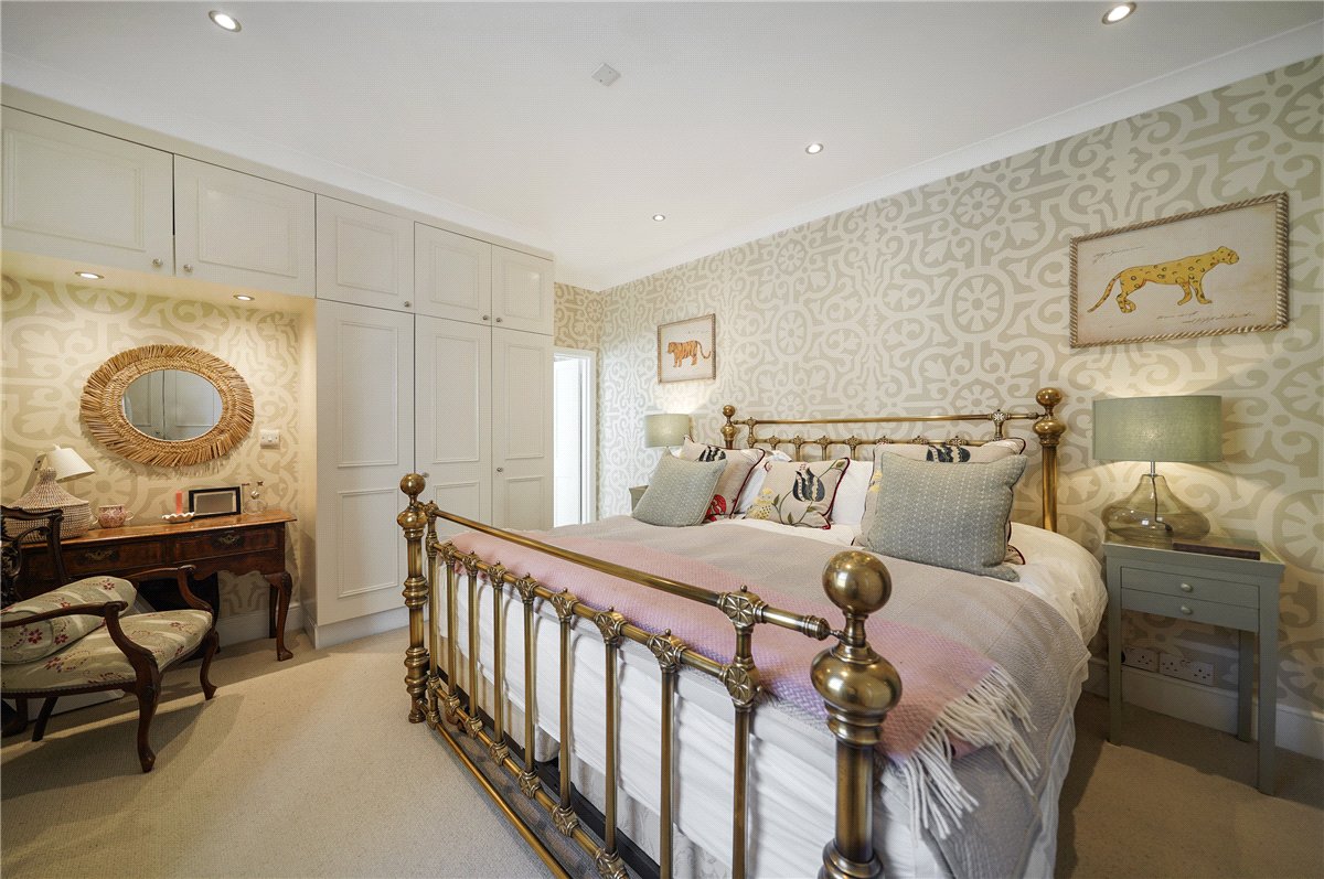 5 bedroom House, Inglethorpe Street, London, SW6 - Available, Image 5
