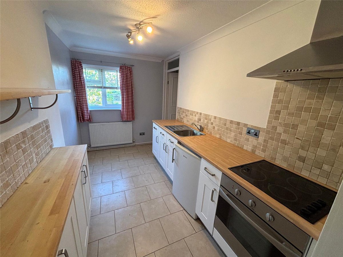 1 bedroom Flat, Lichfield Grove, Harrogate, HG3 - Available, Image 3