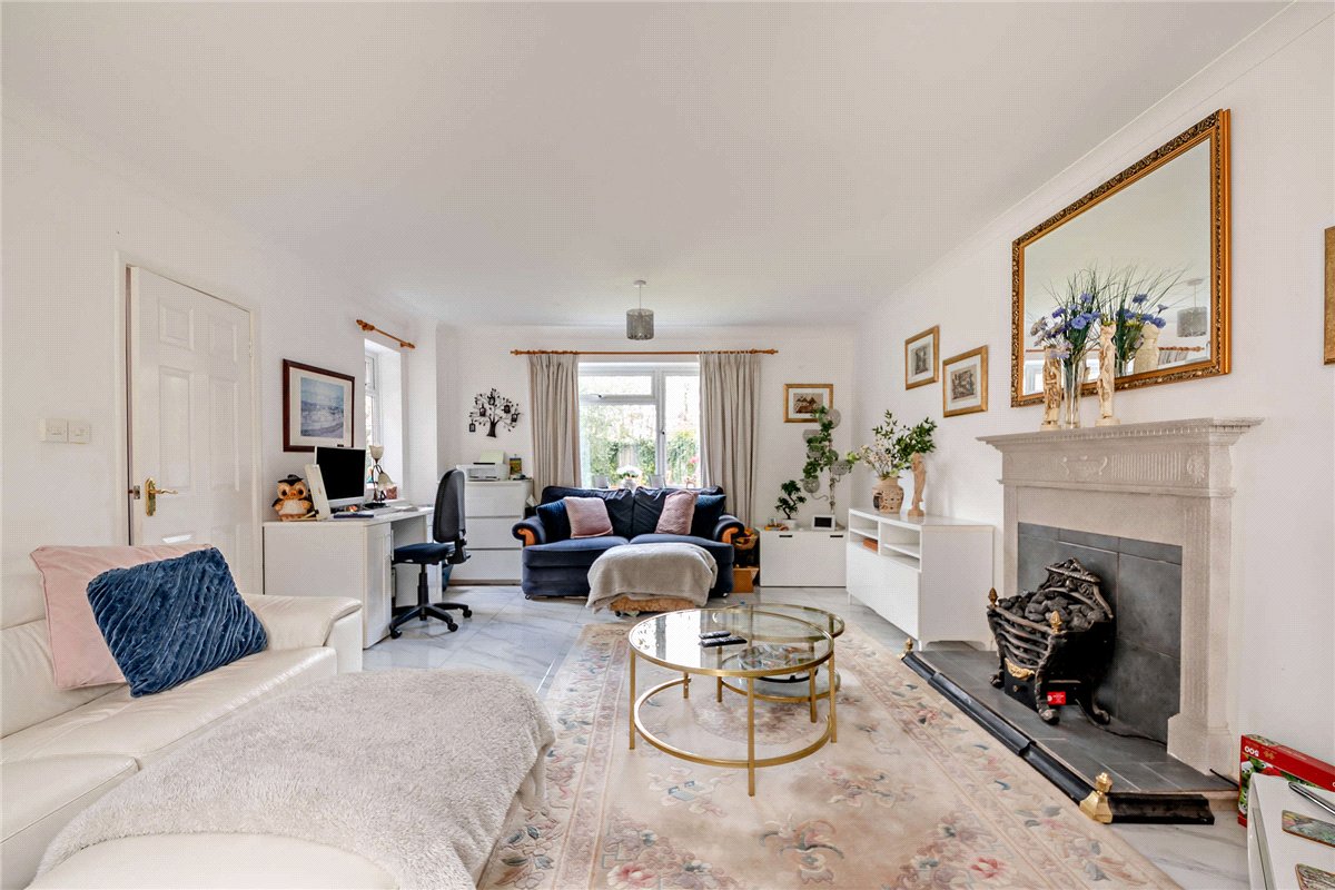 4 bedroom House, George Street, Kingsclere, RG20 - Available, Image 10