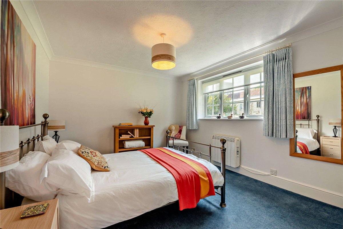 2 bedroom House, Church Lane, Hambledon, PO7 - Available, Image 5