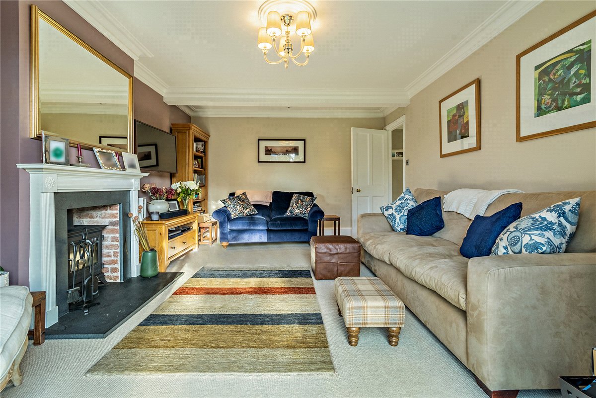 6 bedroom House, Cat Street, East Hendred, OX12 - Available, Image 15