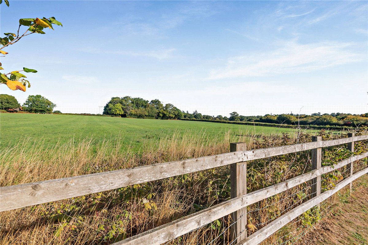 5 bedroom House, Enborne Street, Enborne, RG20 - Available, Image 32