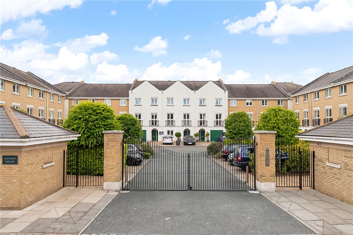 2 bedroom Flat, Pavilion Square, London, SW17 - Available, Image 4
