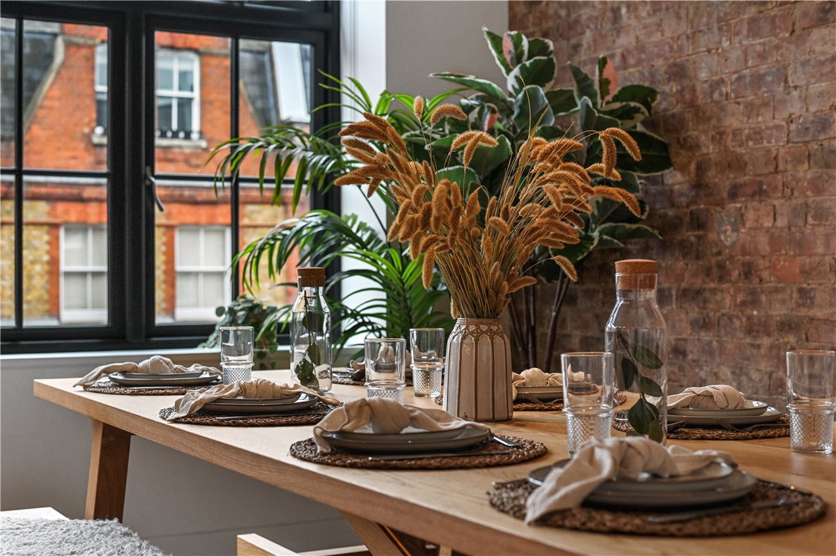 2 bedroom Flat, Great Titchfield Street, London, W1W - , Image 8