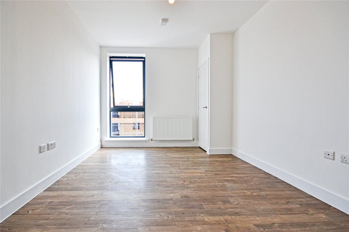 1 bedroom Flat, Ellis Road, Trumpington, CB2 - Let Agreed, Image 5